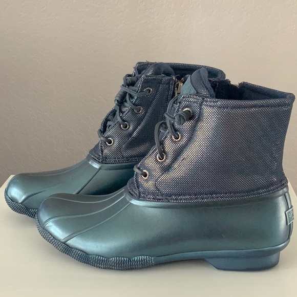SPERRY Saltwater Pearlized Navy Duck Boots - gently worn. - Picture 2 of 6